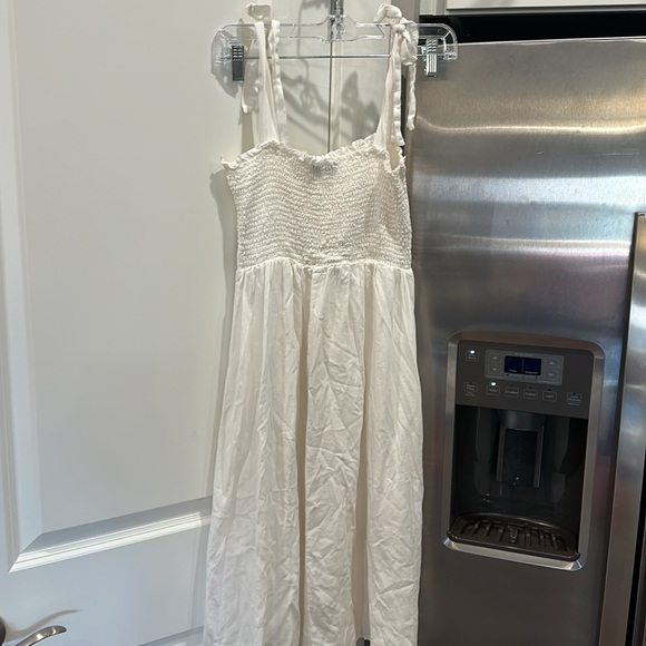 Lulu's Dress - Picture 9 of 11